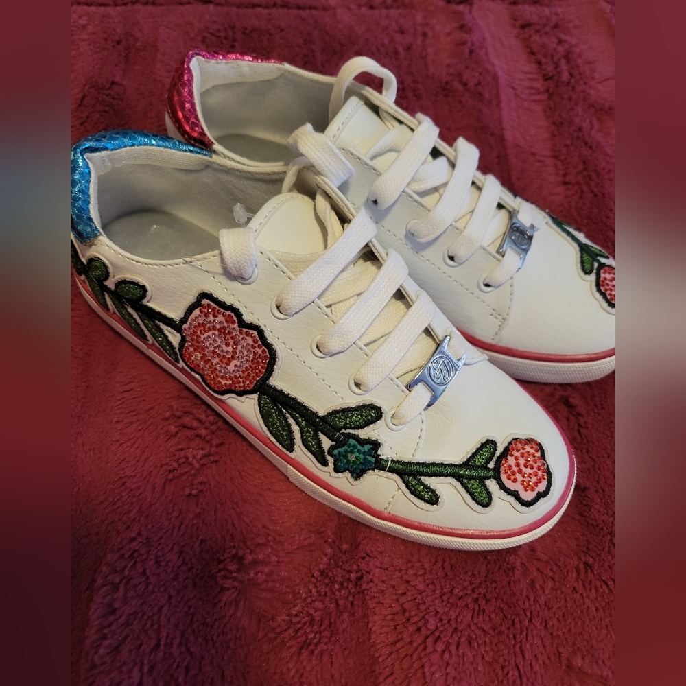 New Sydney Jordyn Girls Shoes